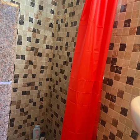 Apartman Estudios Kylie Y Evelyn