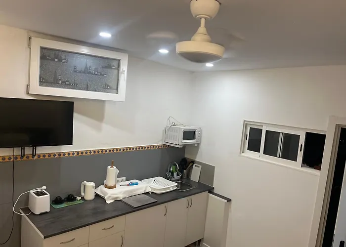 Estudios Kylie Y Evelyn