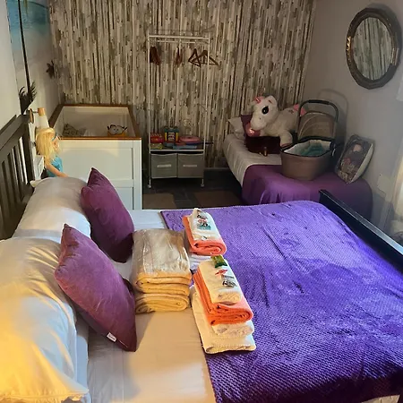 Estudios Kylie Y Evelyn * Santa Cruz de Tenerife